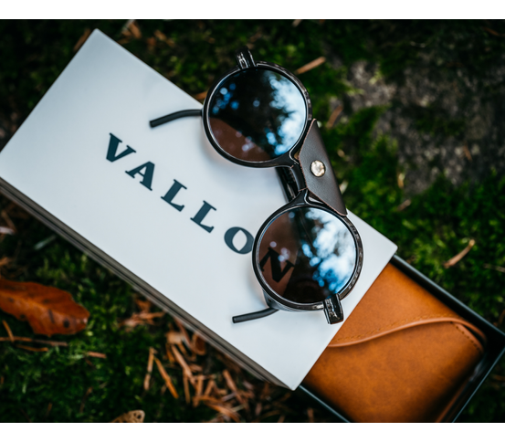 Heron Mountain Black