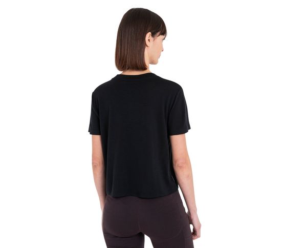 150 Tech Crop stuttermabolur dömu