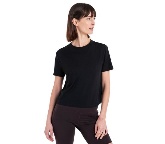 150 Tech Crop stuttermabolur dömu