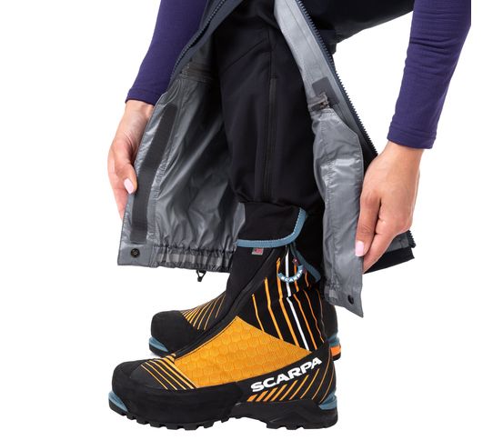 Tupilak göngubuxur dömu