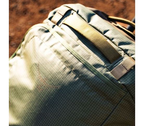 Transporter™ Wheeled Duffel 40